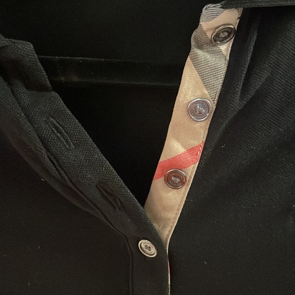 Womens burberry polo- gently worn - Picture 3 of 3